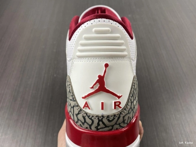 1st Kicks Jordan 3 CT8532-126 Red Cardinal Retro 0715